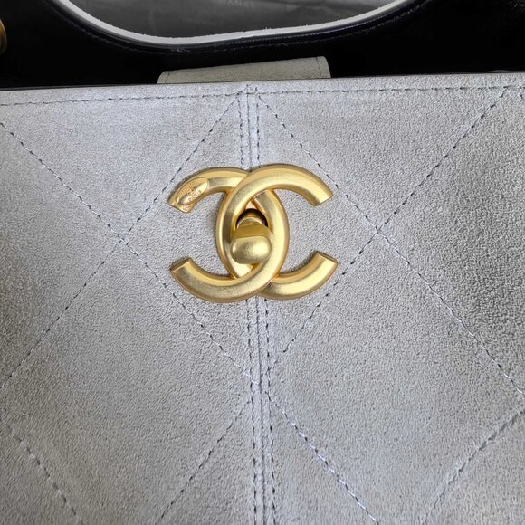 Chanel bag - Picture 13 of 14
